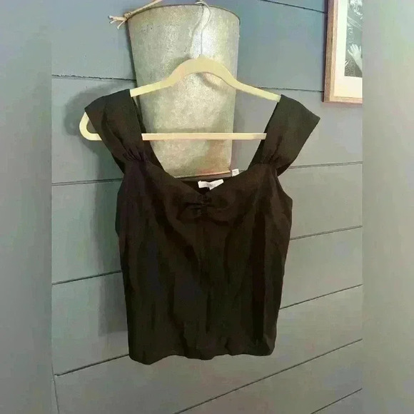 Vince black cold shoulder top size 10 - Picture 4 of 5